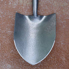 Round point shovel, long wood handle - 81187 - Futurescape Landscaping
